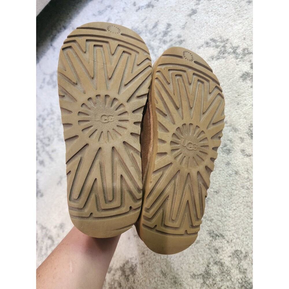 UGG Tasman Women's Brown Suede Sheepskin-Lined Slip-On Slippers US 7 - Picture 8 of 9